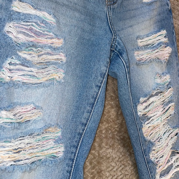 kancan distressed jeans - Picture 2 of 4